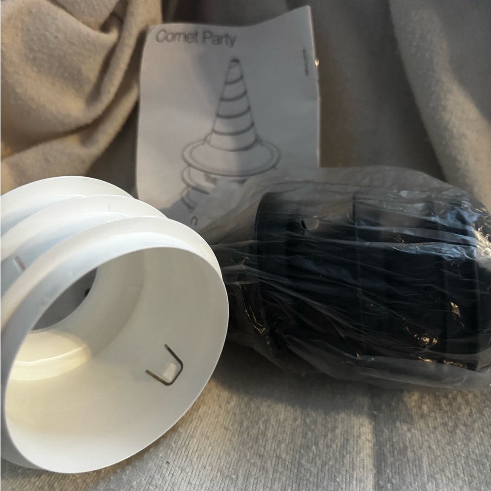 Tupperware Cornets - Picture 2 of 5